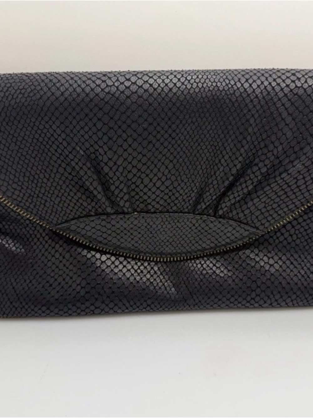 LAUREN MERKIN Black Pebbled Reptile Snakeskin Clutch Zipper Detail Leather Bag
